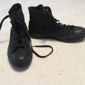 Black converse high tops